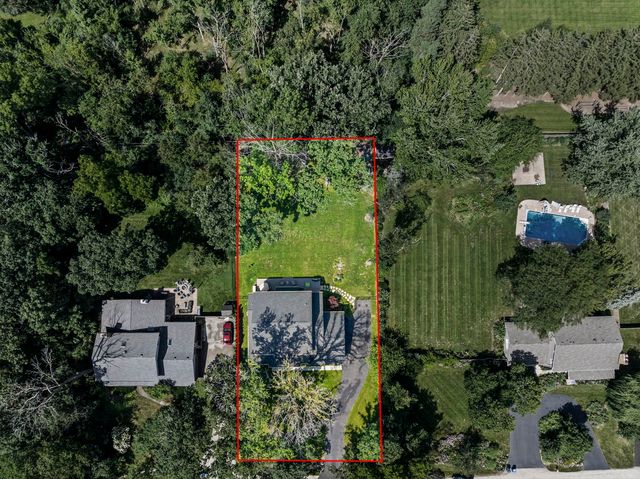 1760 Chris Court, Deerfield, IL 60015