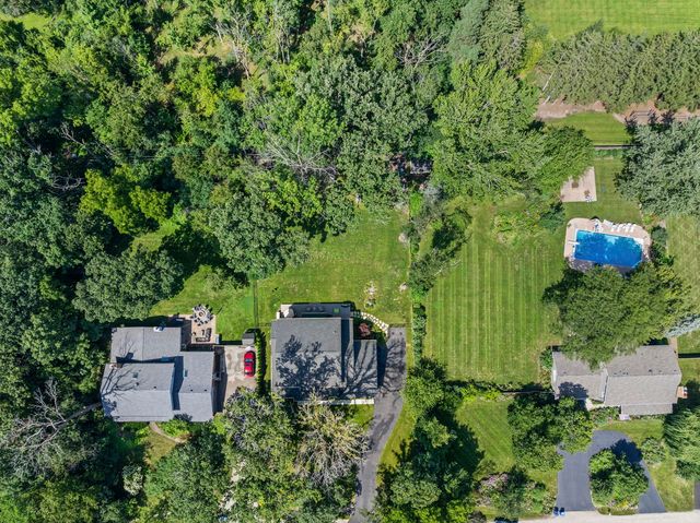 1760 Chris Court, Deerfield, IL 60015