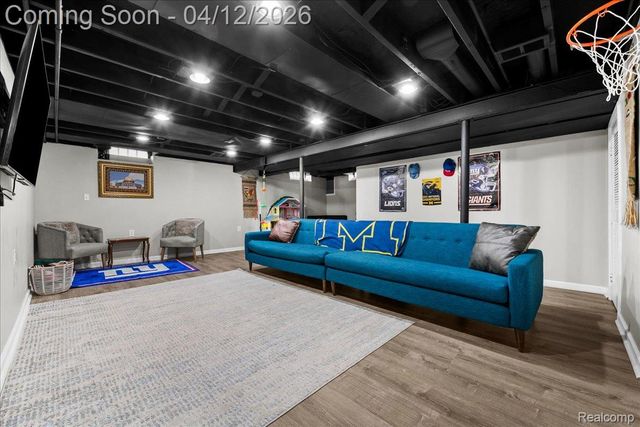 6716 Rosedale Boulevard, Allen Park, MI 48101