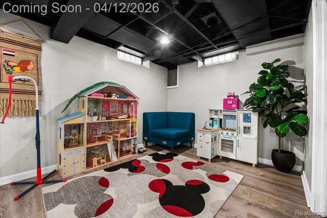 6716 Rosedale Boulevard, Allen Park, MI 48101