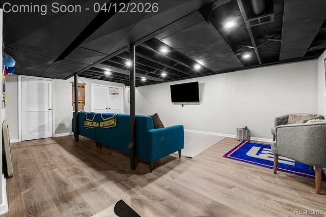 6716 Rosedale Boulevard, Allen Park, MI 48101