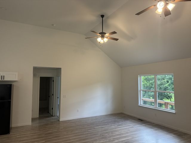 2065 Collier Rd, Lewisburg, TN 37091