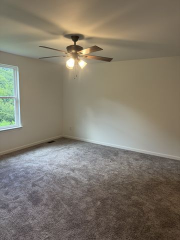 2065 Collier Rd, Lewisburg, TN 37091