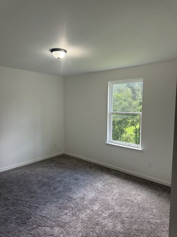 2065 Collier Rd, Lewisburg, TN 37091