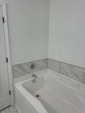 2065 Collier Rd, Lewisburg, TN 37091