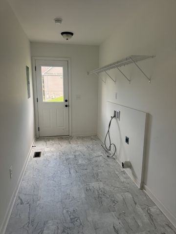 2065 Collier Rd, Lewisburg, TN 37091