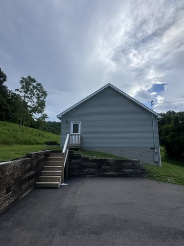 2065 Collier Rd, Lewisburg, TN 37091