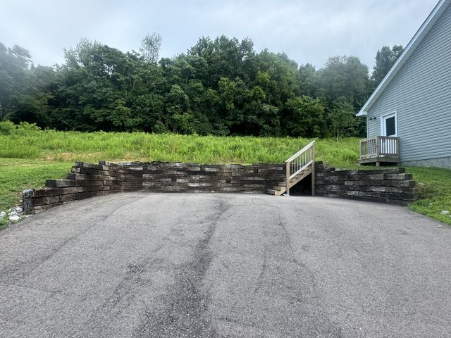 2065 Collier Rd, Lewisburg, TN 37091