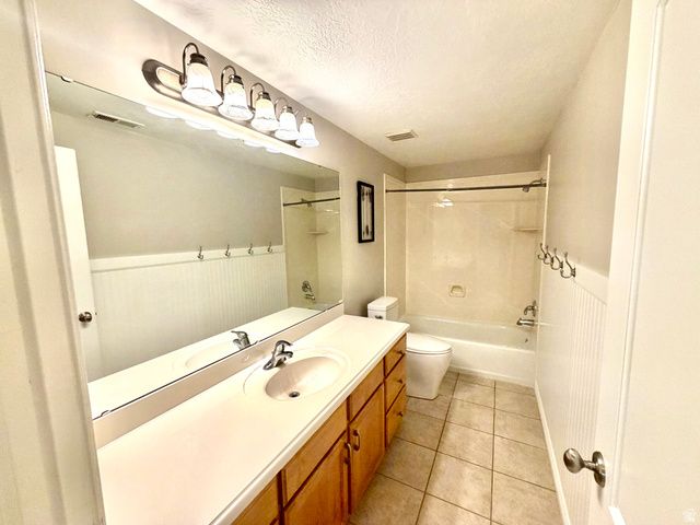 2525 S 1375 W, Syracuse, UT 84075