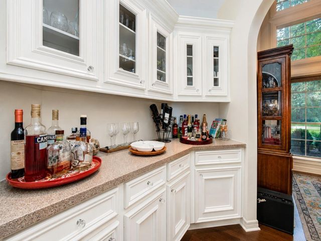 110 Capstone Circle, The Woodlands, TX 77381