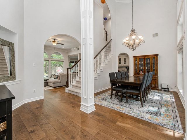 110 Capstone Circle, The Woodlands, TX 77381