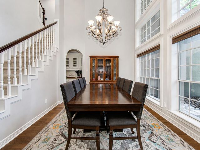 110 Capstone Circle, The Woodlands, TX 77381