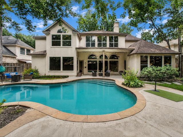 110 Capstone Circle, The Woodlands, TX 77381