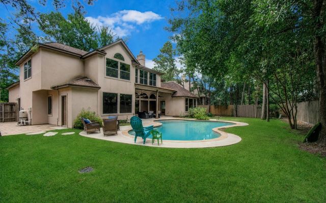 110 Capstone Circle, The Woodlands, TX 77381