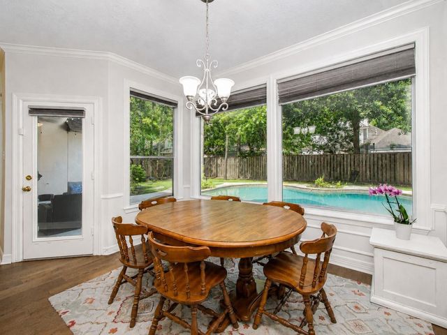 110 Capstone Circle, The Woodlands, TX 77381