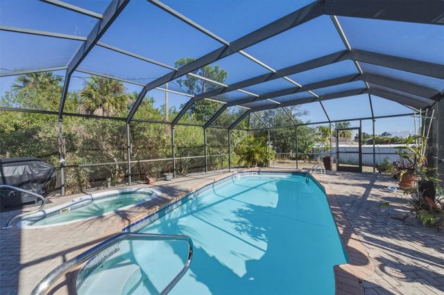 643 BLUE LANE NW, Port Charlotte, FL 33952