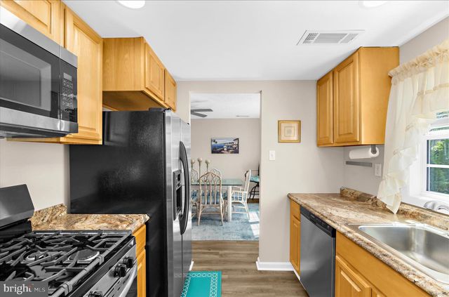 137 ARUNDEL RD, Pasadena, MD 21122