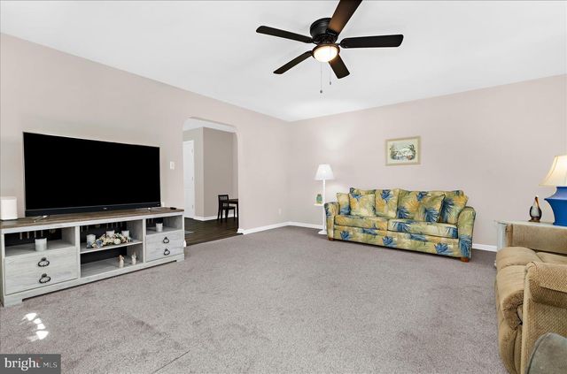 137 ARUNDEL RD, Pasadena, MD 21122