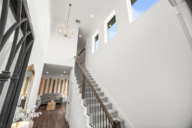 35425 Woodtrace Circle, Pinehurst, TX 77362