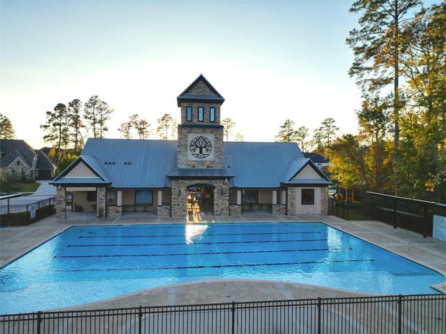 35425 Woodtrace Circle, Pinehurst, TX 77362