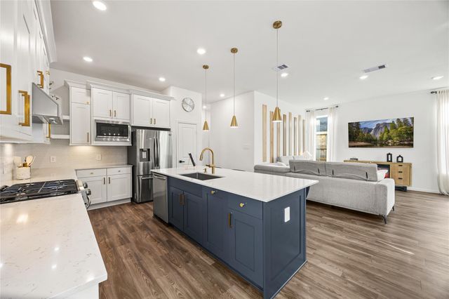 35425 Woodtrace Circle, Pinehurst, TX 77362