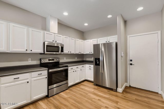 1225 N 36TH Street 1115, Phoenix, AZ 85008