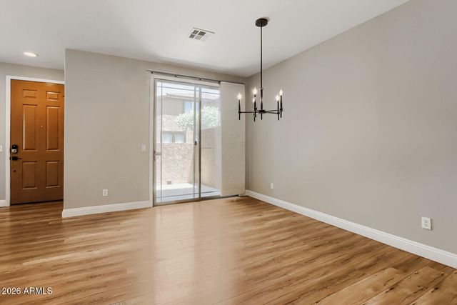 1225 N 36TH Street 1115, Phoenix, AZ 85008