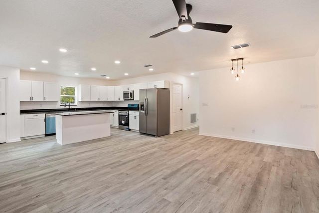 4817 CR 686, Webster, FL 33597