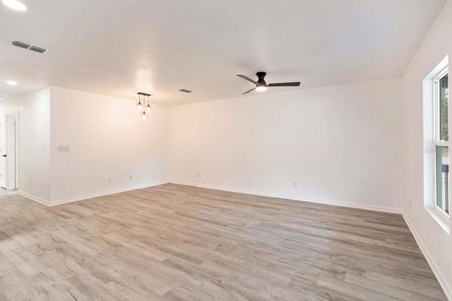 4817 CR 686, Webster, FL 33597