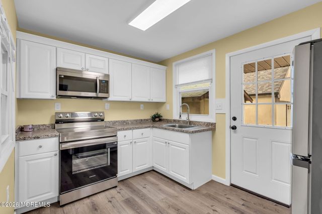 250 Station Drive, Forked River, NJ 08731