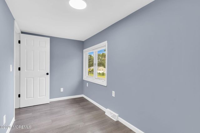 250 Station Drive, Forked River, NJ 08731