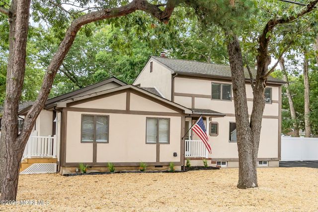 250 Station Drive, Forked River, NJ 08731