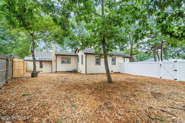 250 Station Drive, Forked River, NJ 08731