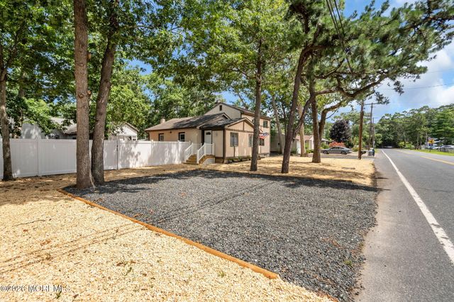 250 Station Drive, Forked River, NJ 08731