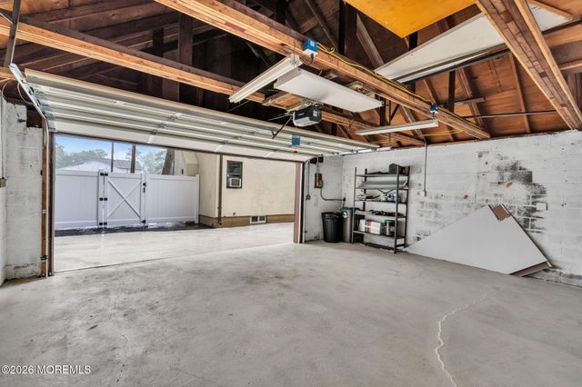 250 Station Drive, Forked River, NJ 08731