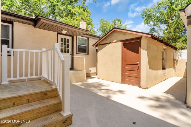 250 Station Drive, Forked River, NJ 08731