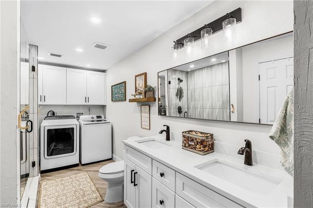 3725 SE 1st AVE, Cape Coral, FL 33904