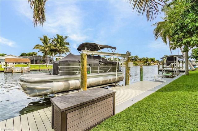 3725 SE 1st AVE, Cape Coral, FL 33904