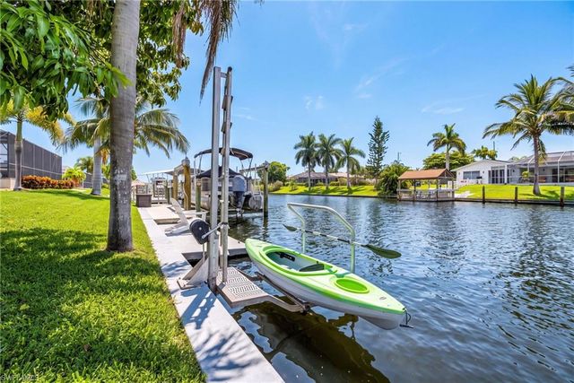 3725 SE 1st AVE, Cape Coral, FL 33904