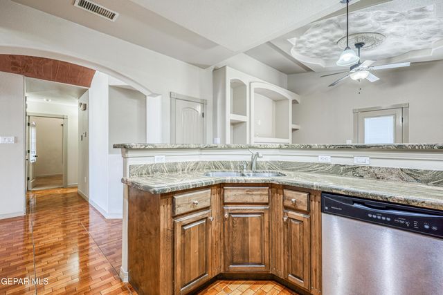 3249 GOLD POINT Drive, El Paso, TX 79938