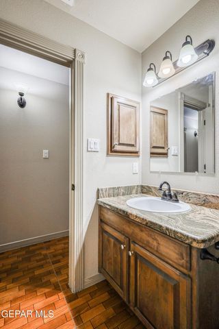 3249 GOLD POINT Drive, El Paso, TX 79938