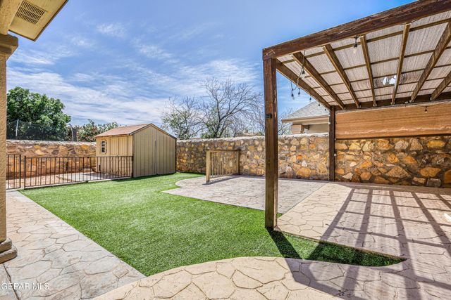 3249 GOLD POINT Drive, El Paso, TX 79938