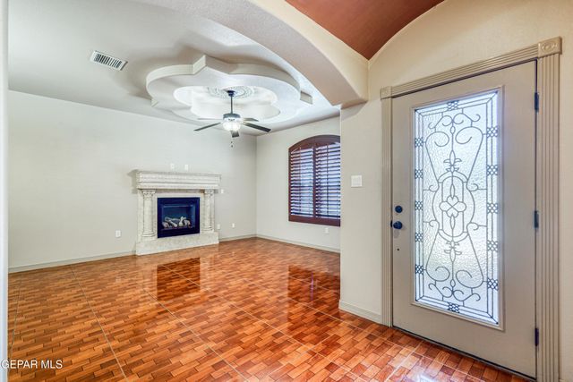3249 GOLD POINT Drive, El Paso, TX 79938