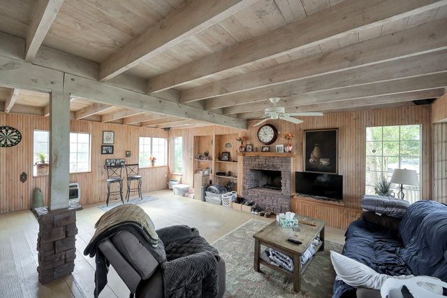 23941 S Lake View Road, Montgomery, TX 77316