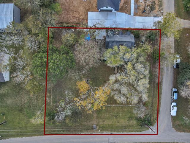 23941 S Lake View Road, Montgomery, TX 77316