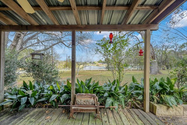 23941 S Lake View Road, Montgomery, TX 77316