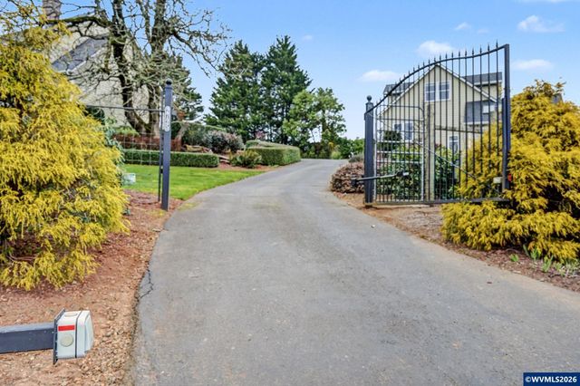 2725 Kaloken Ct S, Salem, OR 97306