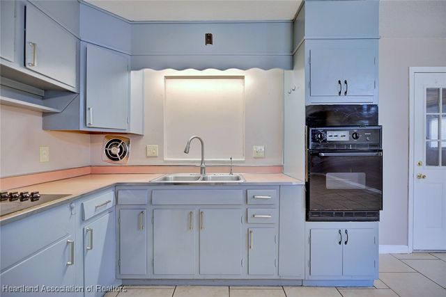 1729 Warfield Place, Sebring, FL 33870