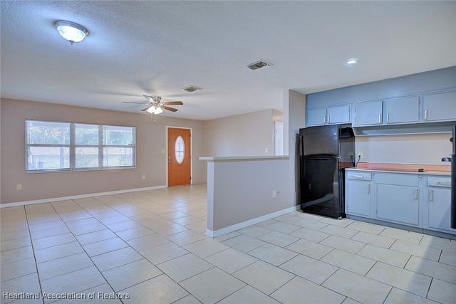 1729 Warfield Place, Sebring, FL 33870