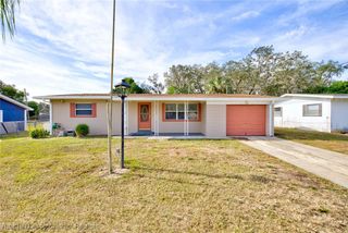 1729 Warfield Place, Sebring, FL 33870